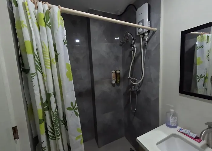 Aparthotel Mactan Airport 1br With Pool Lapu-Lapu City