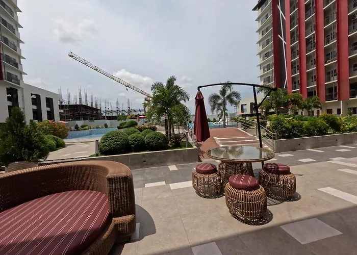 Mactan Airport 1br With Pool