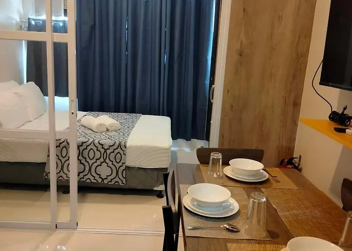 Mactan Airport 1br With Pool Aparthotel *