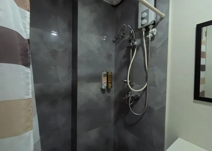 Mactan Airport 1br With Pool
